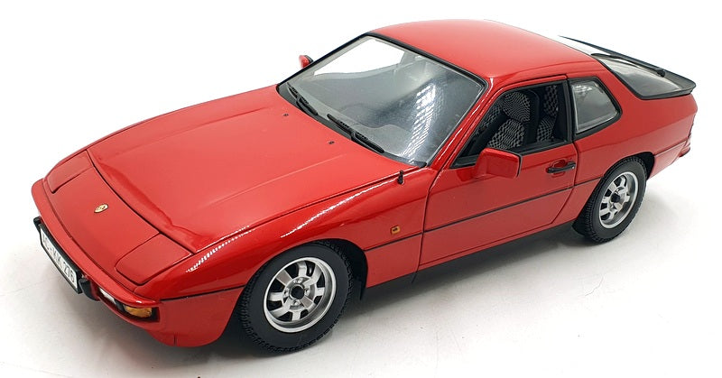 Minichamps 1/18 Scale Diecast 100 062120 - Porsche 924 1985 - Red