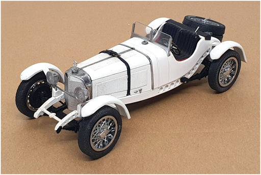 Danbury Mint 1/24 Scale D1931W - 1931 Mercedes Benz SSKL - White