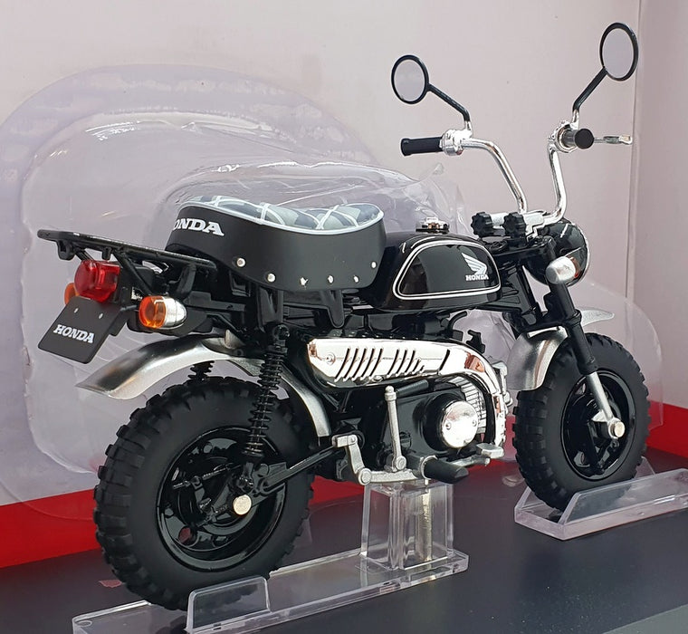 Aoshima 1/12 Scale 111260 - Honda Monkey Motorbike - Back