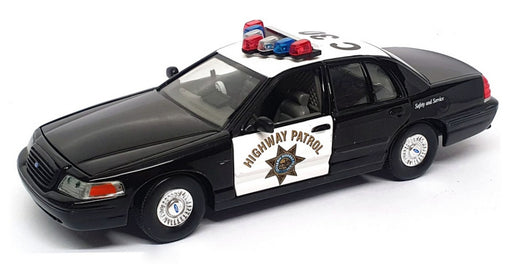 Classic Metal Works 1/24 Scale 9724A - Ford Crown Victoria Police CHP