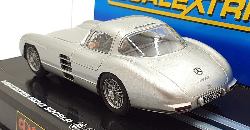 Scalextric 1/32 Scale Slot Car C2914 - Mercedes 300 SLR Coupe - Silver