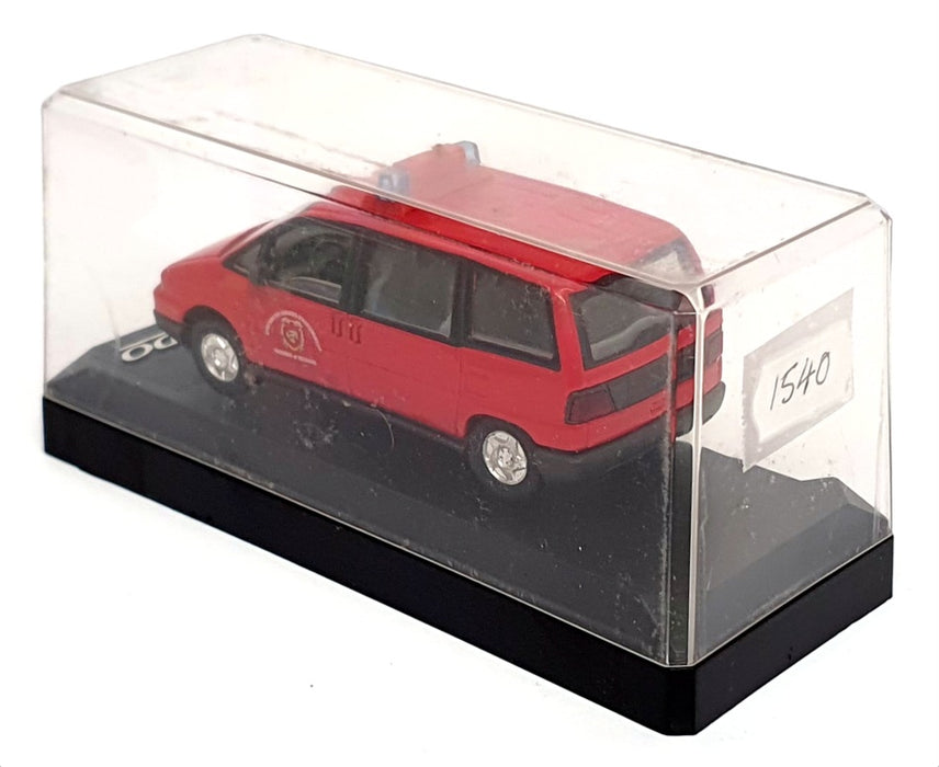 Solido 1/43 Scale Diecast 1540 - Peugeot 806 Ambulance - Red