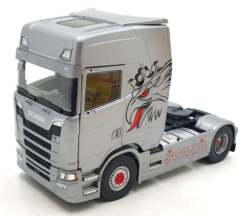 Solido 1/24 Scale Diecast S2400305- 2023 Scania S580 Highline - Custom Silver