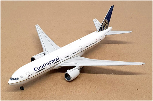 Gemini Jets 1/400 Scale 70376 - Boeing 777-200ER Continental Airlines N37018