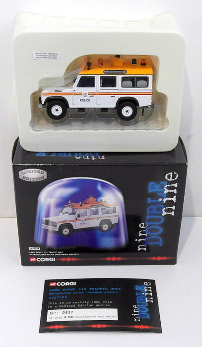 Corgi 1/43 Scale - CC07709 Land Rover 110 Traffic Unit Met Police - Heathrow