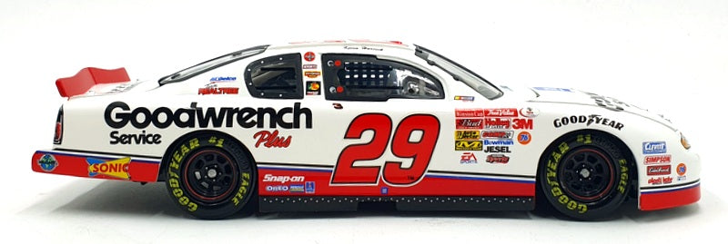 Action 1/24 Scale 102467 - Chevrolet Monte Carlo 2001 GM Goodwrench NASCAR #29