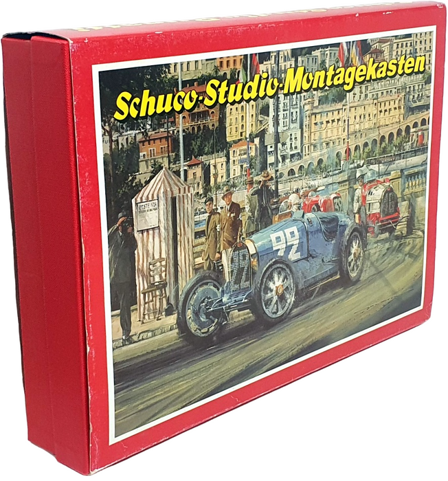 Schuco Studio 15cm Long 01742 - Bugatti Montagekasten #8 Race Car - Red