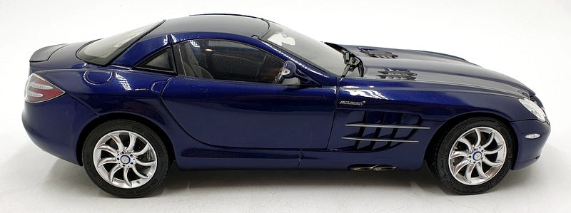 CMC 1/18 Scale Diecast M-045D - Mercedes-Benz SLR McLaren 2003 - Dark Blue