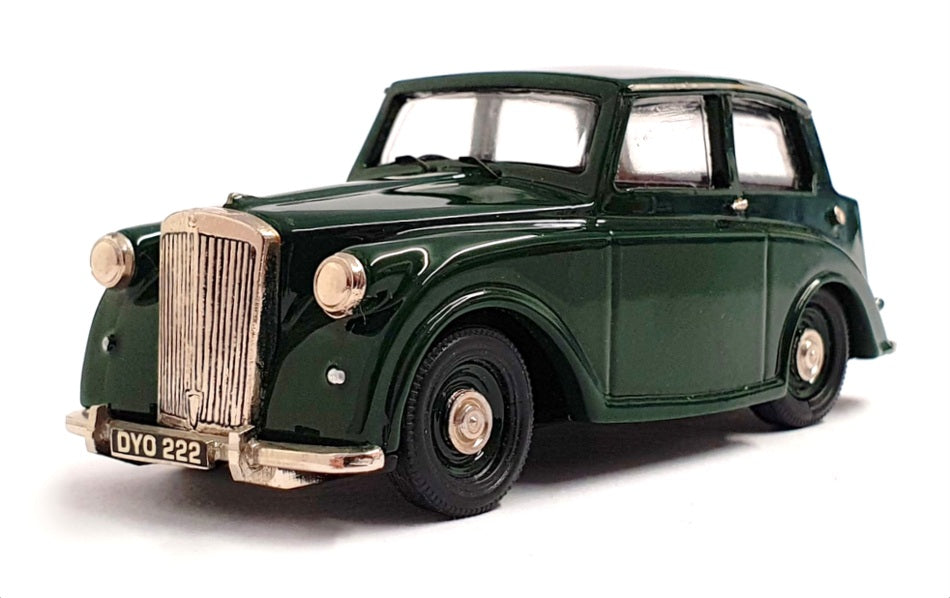 Illustra Models 1/43 Scale IL02G - 1952 Triumph Mayflower - Green