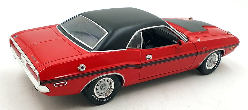 Greenlight 1/18 Scale 13667 - Mr Norm's 1970 Dodge Challenger R/T 440 Red