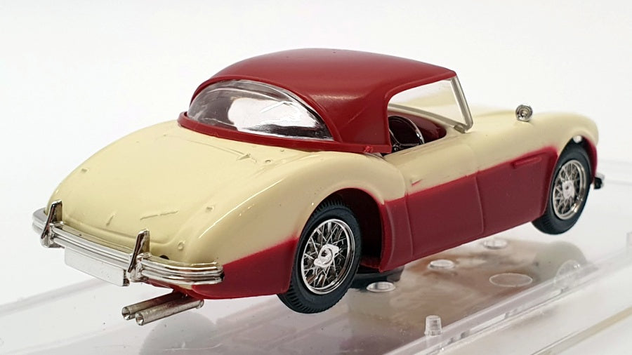 Vitesse 1/43 Scale 172R - Austin Healey 3000 Coupe H/T RHD - Red/Ivory