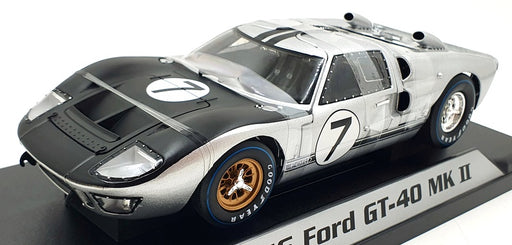 Shelby Collectibles 1/18 Scale 06922S - Ford GT-40 1966 MK II - Silver