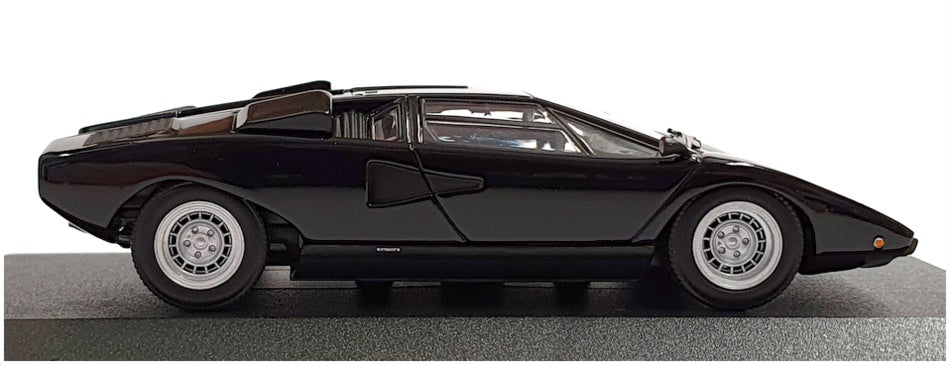 Minichamps 1/43 Scale 430 103102 - Lamborghini Countach LP400