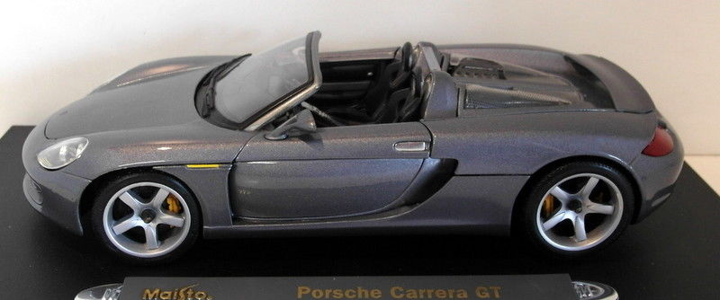 Maisto 1/18 Scale Diecast - 36622 Porsche Carrera GT Metallic Grey