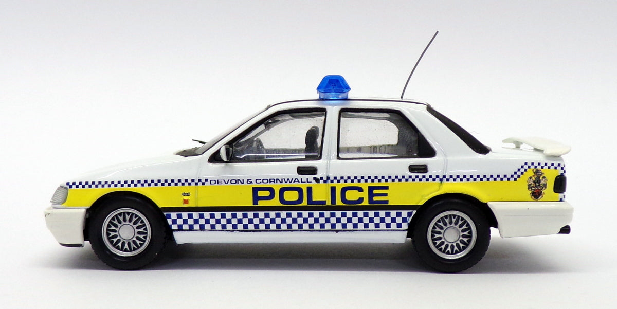 Vanguards 1/43 Scale VA10001 - Ford Sierra Sapphire - Devon & Cornwall Police