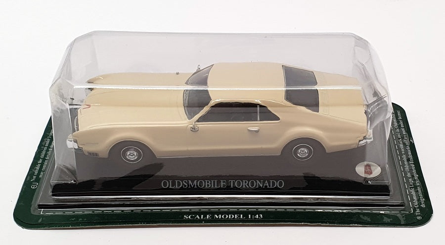 Altaya 1/43 Scale Model Car AL3920C - Oldsmobile Toronado - Cream