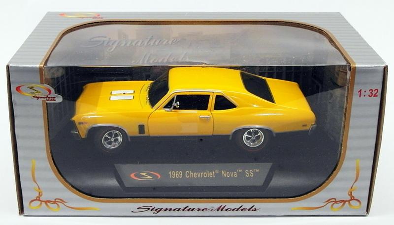 Signature diecast cars 1 32 on sale