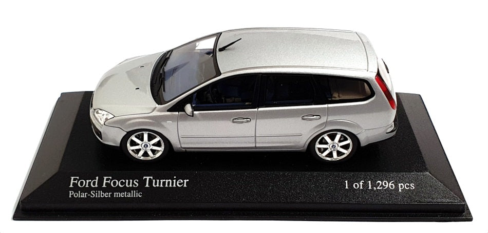 Minichamps 1/43 Scale 400 084010 - 2004 Ford Focus Break - Silver