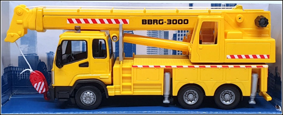 Burago Appx 19cm Long 18-32265 - Municipal Construction Truck With Crane Yellow