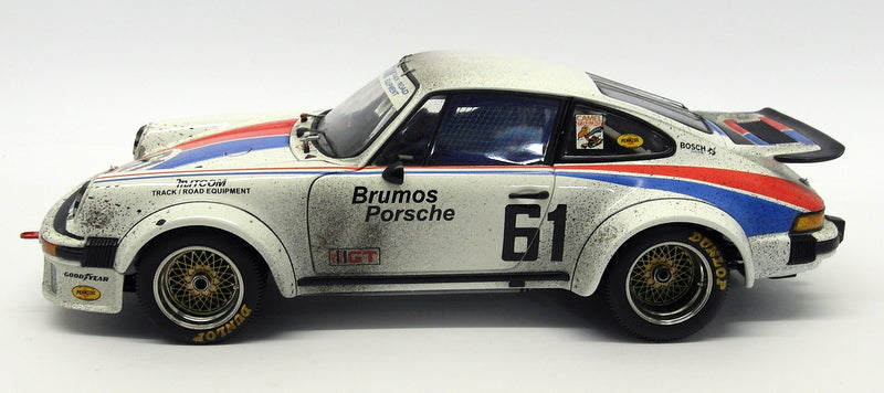 Exoto 1/18 Scale - RLG18099 1977 Exoto Porsche 934 RSR Daytona Raced