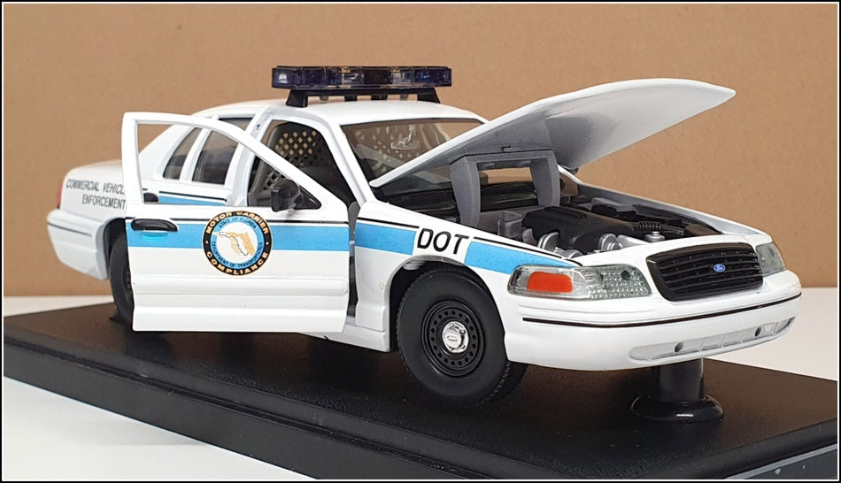 Classic Metal Works 1/24 Scale 23822K - Ford Crown Victoria Police - Florida