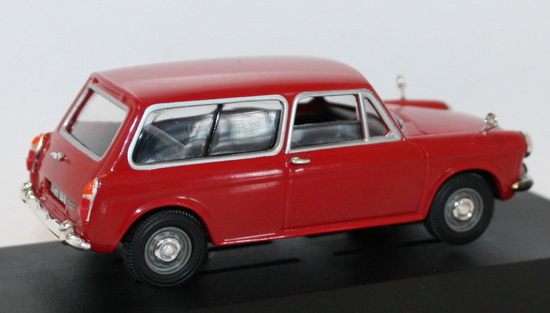 Vanguards 1/43 Scale - VA05602 - Austin 1300 Estate - Flame Red