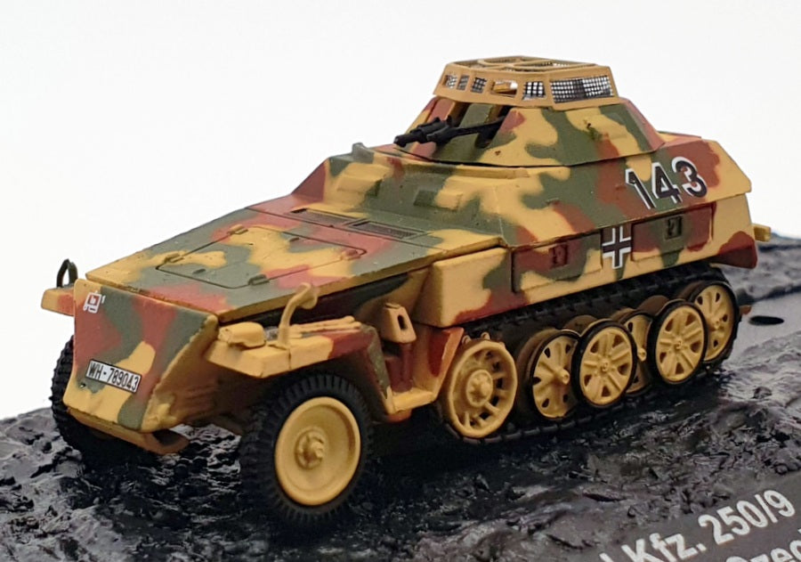 Altaya 1/72 Scale AL14820K - Sd.Kfz. 250/9 Pz.Div. FHH Czechoslovakia 1945