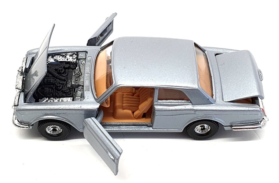 Corgi 14cm Long Diecast 279 - Rolls Royce Corniche - Silver