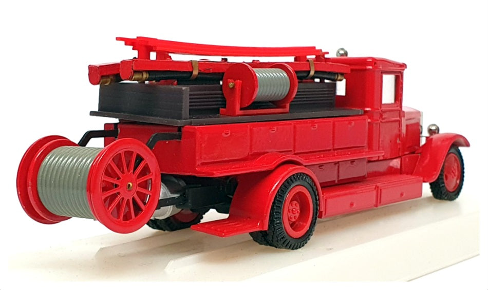 OMO Russia 1/43 Scale Diecast 4223812 - 1937 3HC Fire Engine - Red