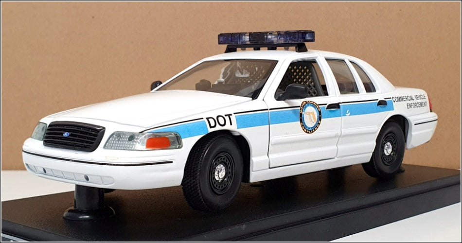 Classic Metal Works 1/24 Scale 23822K - Ford Crown Victoria Police - Florida