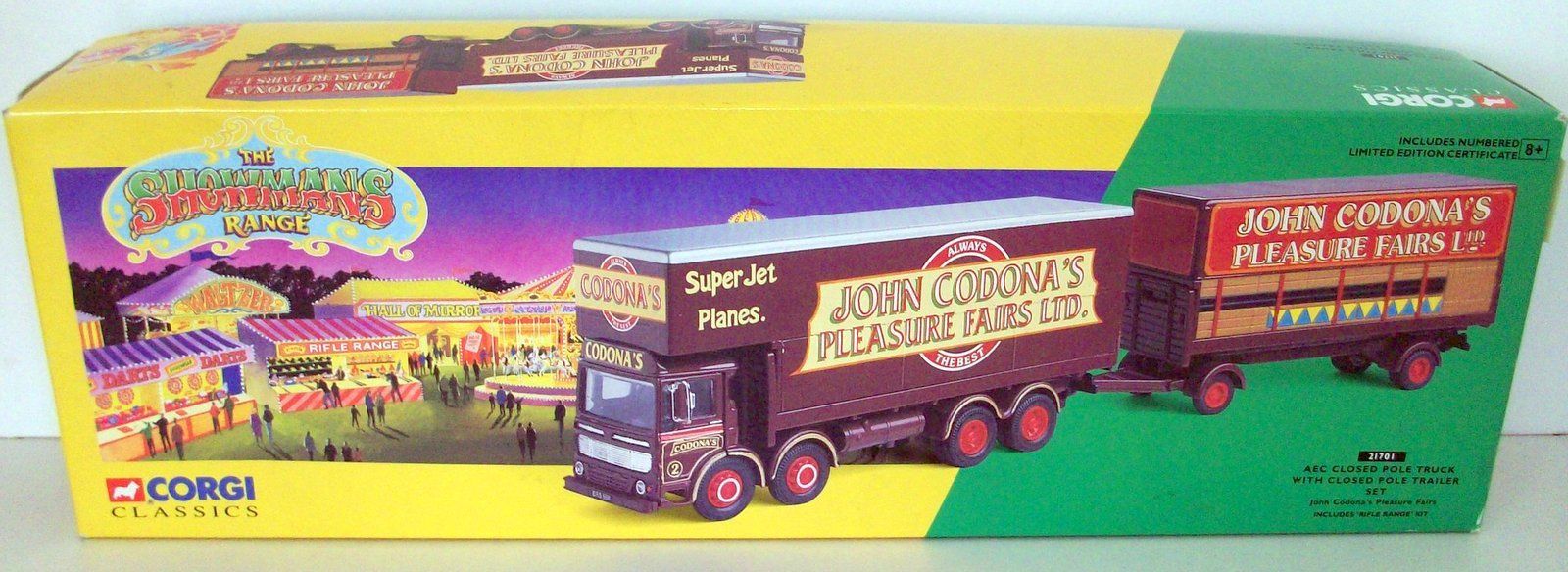 CORGI 1/50 - 21701 AEC CLOSED POLE TRUCK WITH TRAILER  -  SHOWMANS