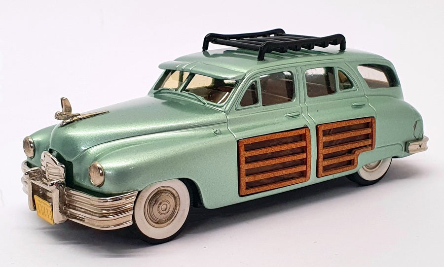 Brooklin 1/43 Scale BRK43 004 - 1948 Packard Station Sedan Lgt. Green