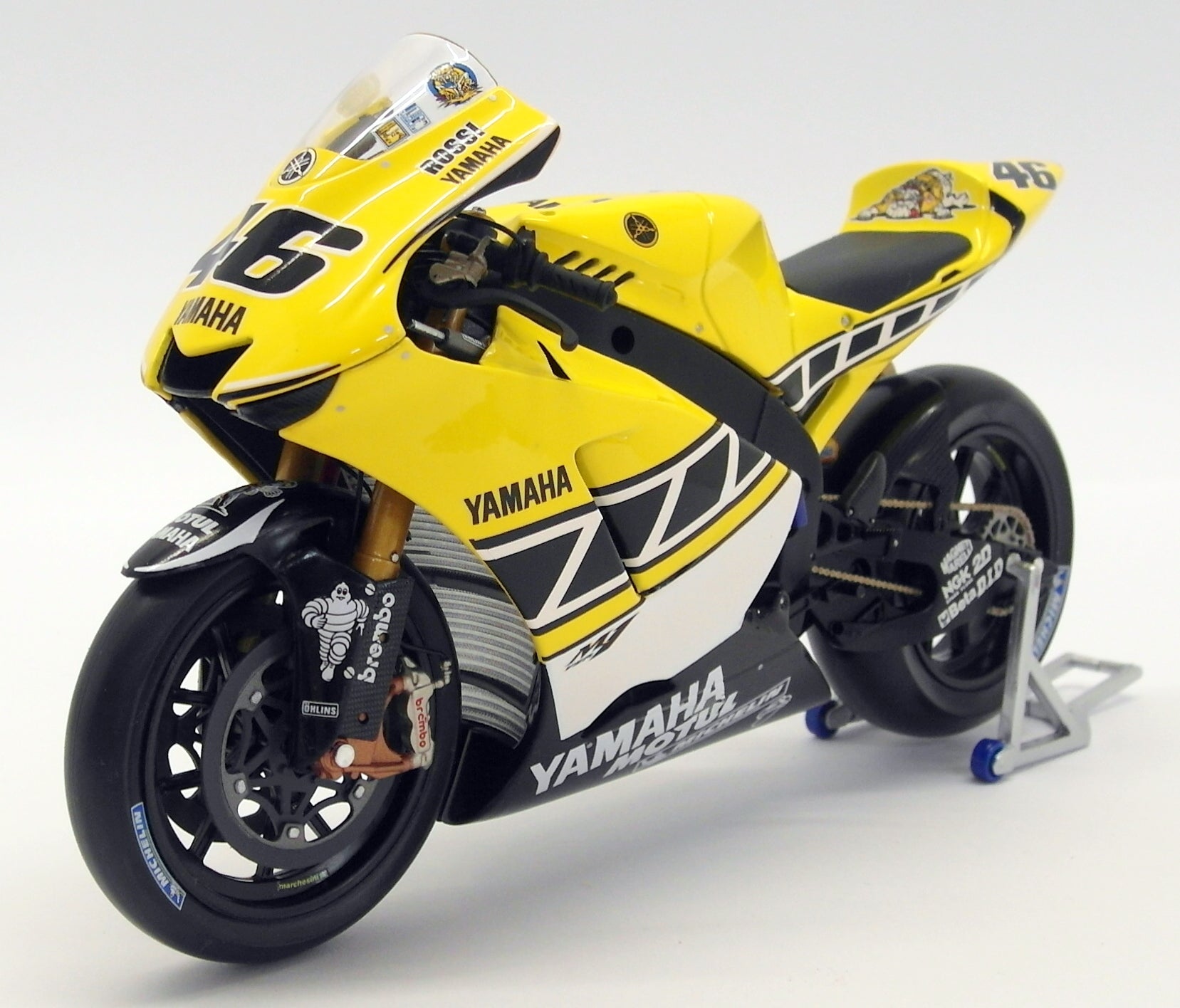 Minichamps 1/12 Scale Diecast - 122 053096 Yamaha YZR-M1 Laguna Seca 2005 Rossi