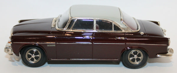 Conquest 1/43 Scale #106 - 1968 Rover P5B 3.5Ltr Coupe Bordeaux Red Silver Birch