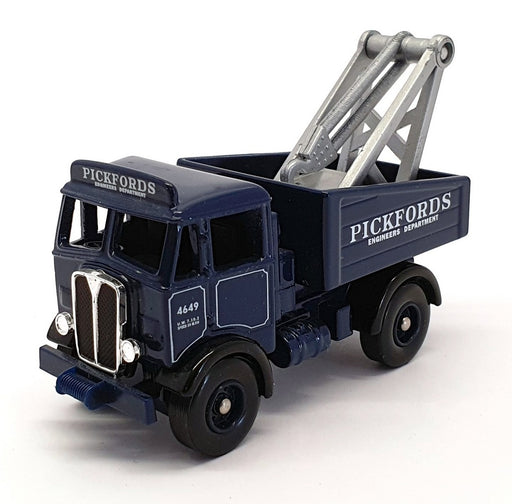 Lledo OO Scale DG114006 - AEC Wrecker Truck - Pickfords Blue