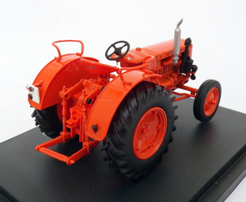 Hachette 1/43 Scale Model Tractor HT117 - 1955 Vendeuvre Super DD - Orange