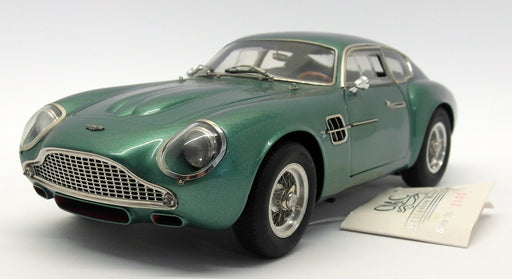 CMC 1/18 scale diecast - M-132 Aston Martin DB4 GT Zagato Metallic Green