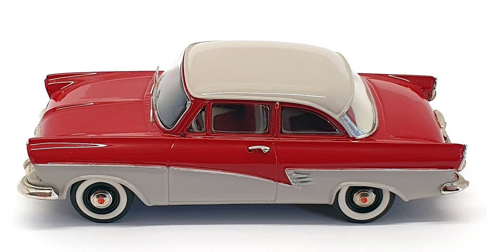 Minicar 43 Everyday Hero No.1 - 1/43 Scale 1958 Ford Taunus 17m - Red /Grey