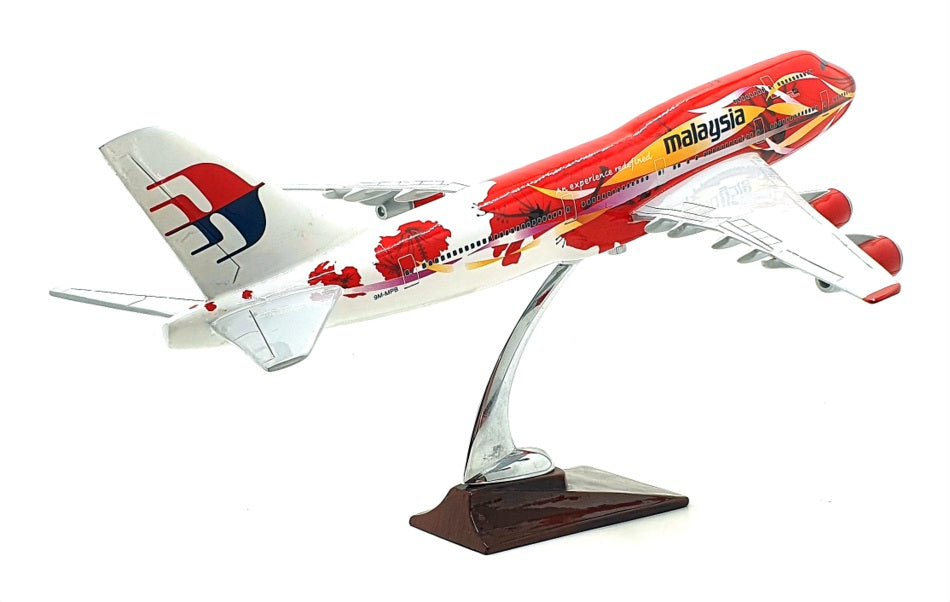 Unbranded Appx 43cm Wingspan UMAL01 - Boeing 747 Malaysia Airlines