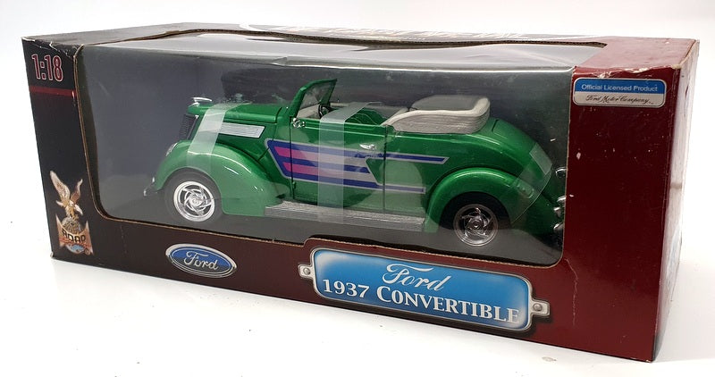 Road Signature 1/18 Scale Model Car 92238 - 1937 Ford Convertible - Green