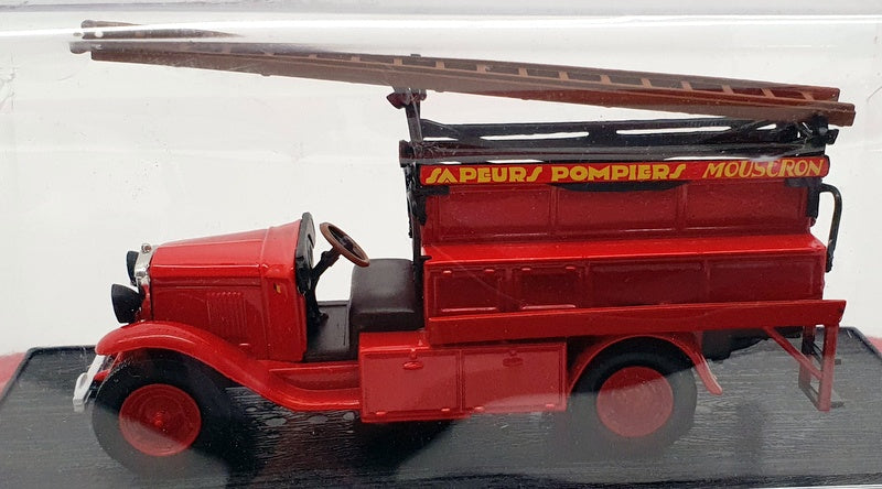 Del Prado 1/50 Scale Model Fire Engine 1811IR - 1929 Chevrolet Fire Engine