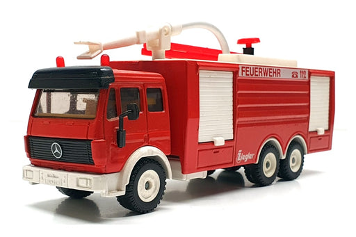 Siku 1/55 Scale 3429 - Mercedes Benz Water Canon Feuerwehr Fire Engine - Red