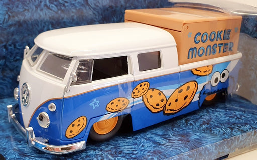 1962 Volkswagen Pick up Bus with Cookie Monster figure with Sound, Sesame  Street - Jada Toys 31751/4 - 1/24 scale Diecast Model Toy Car 