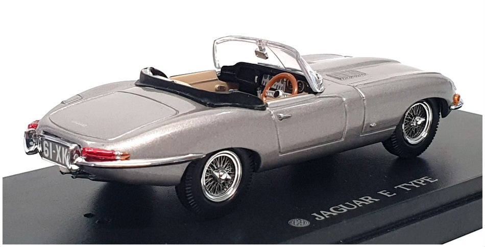 Kyosho 1/43 Scale Diecast 03061S - Jaguar E Type Roadster - Silver