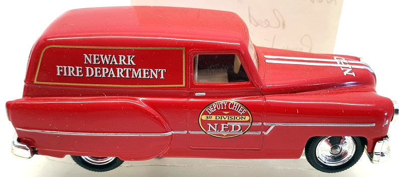 Corgi 9cm Long Fire Truck CS90014 - Pontiac Van Fire Support