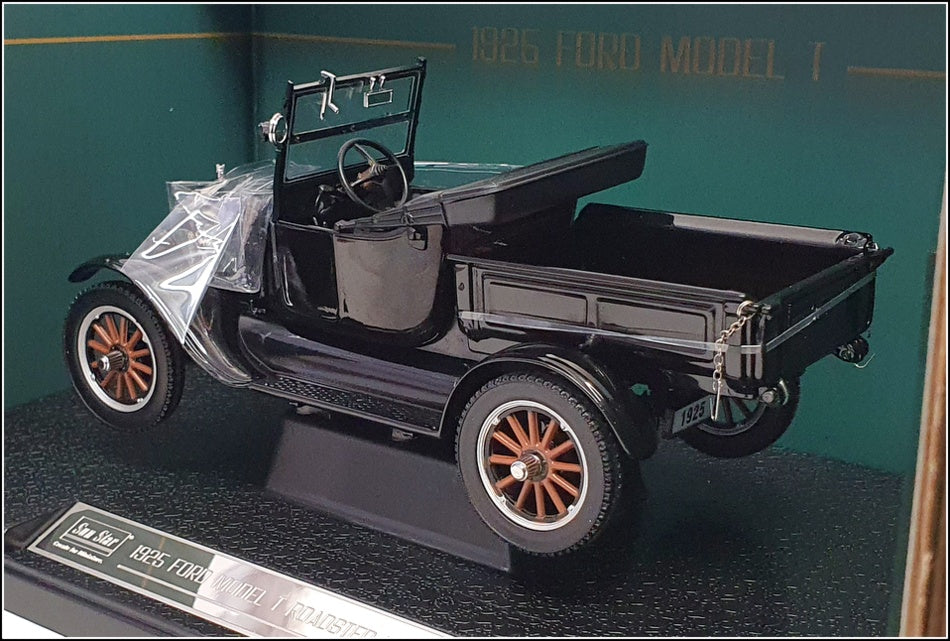 Sun Star 1/24 Scale 1862 - 1925 Ford Model T Roadster Pickup (Open) - Black