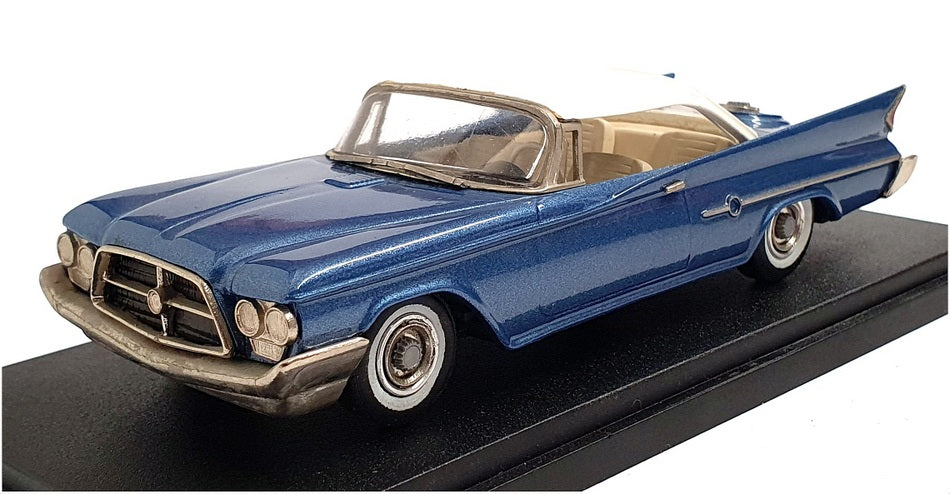 Unknown Brand / Make ? 1/43 Scale U281122B - 1960 Chrysler 300 F Conv Blue/White