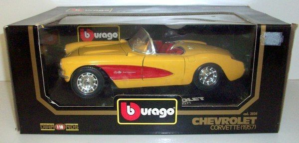 BURAGO 1/18 - COD.3034 CHEVROLET CORVETTE 1957 - YELLOW / RED