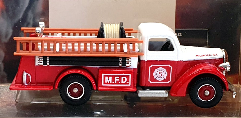 Corgi 9.5cm Long Diecast CS90015 - Ford Fire Pumper - Milwood Fire Dept