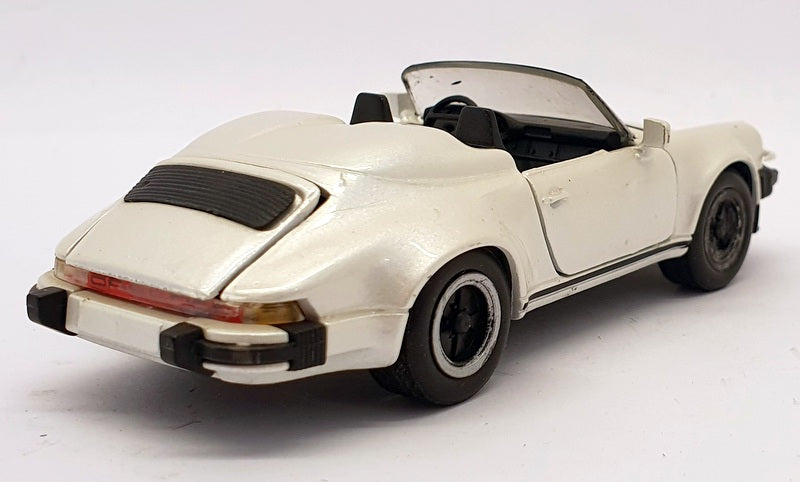 NZG Modelle 1/43 Scale Diecast Model - 327 - Porsche Speedster - Pearl